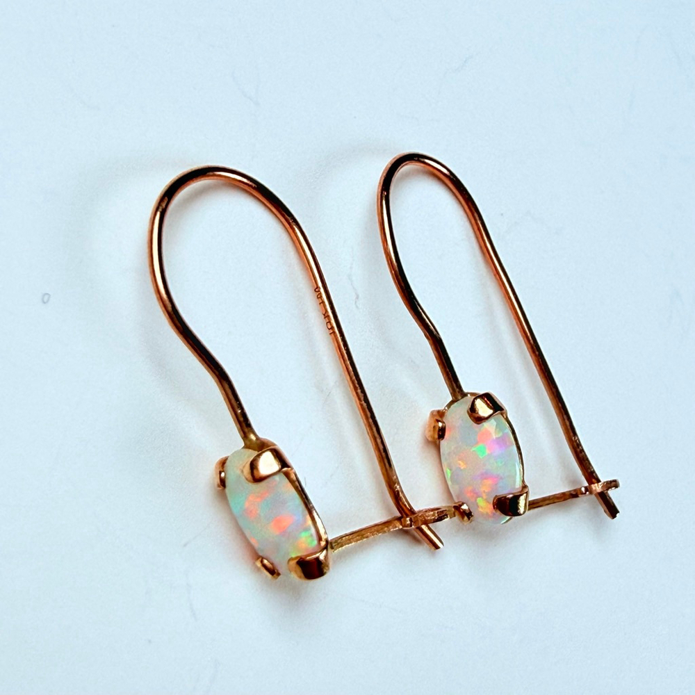 10K Solid Yellow Gold Opal Solitaire Landstrom's Black Hills Vintage Earrings - Picture 4 of 8